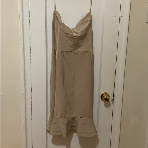 Nude color bodycon dress - Picture 1 of 4